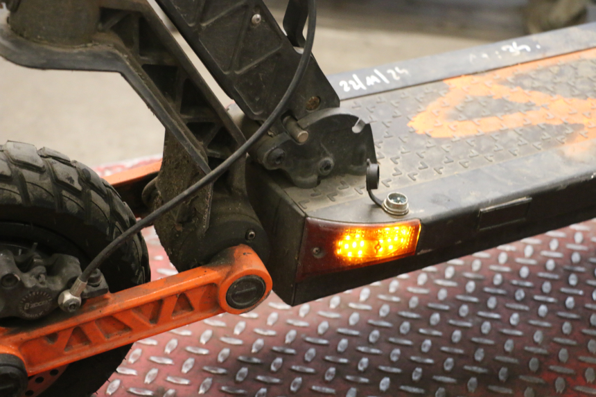 photo de PILOT LIGHT JOYOR S10-S-Z 1 - Fixing points details