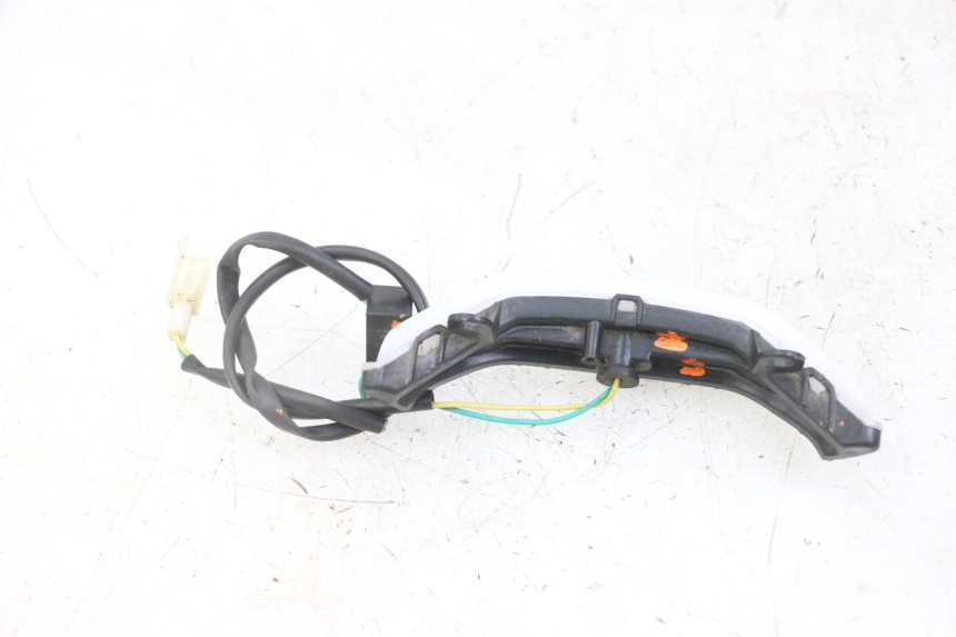 photo de PILOT LIGHT PEUGEOT KISBEE 2T 50 (2018 - 2022) - Zoom on usage condition