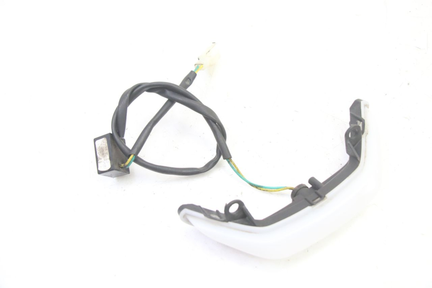 photo de POSITION LIGHT PEUGEOT KISBEE 4T 50 (2018 - 2022) - Main view