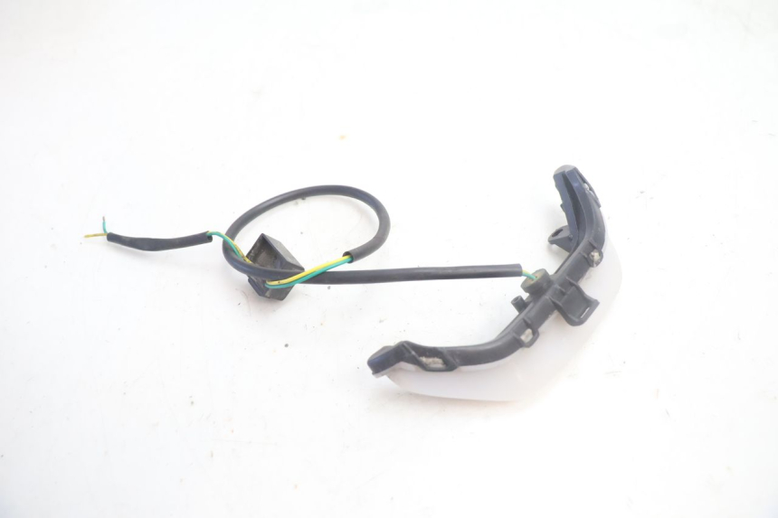 photo de POSITION LIGHT PEUGEOT KISBEE 4T 50 (2018 - 2022) - Alternative perspective
