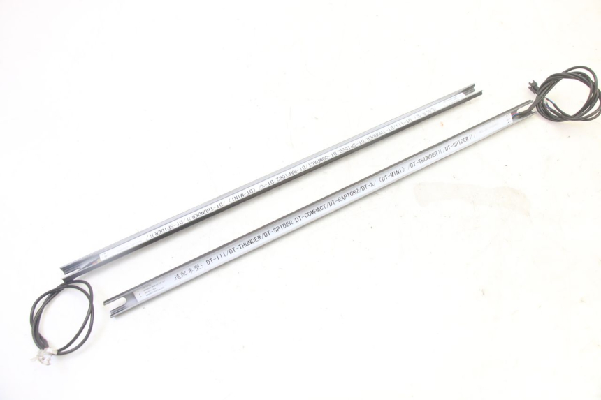 photo de PILOT LIGHT DUALTRON MINI SPECIAL 1 - Technical close-up