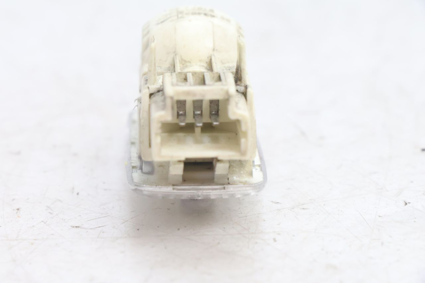 photo de PILOT LIGHT PEUGEOT SATELIS 125 (2013 - 2018) - Zoom on usage condition
