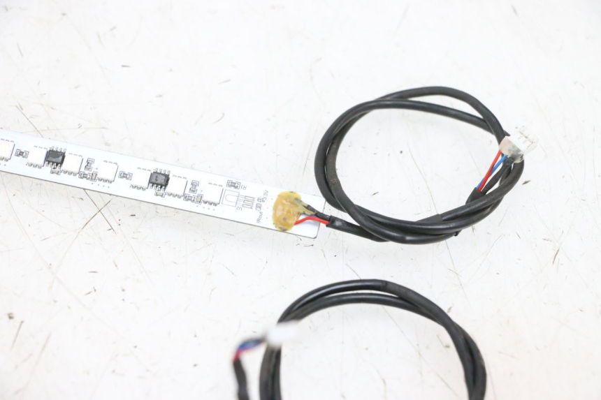 photo de PILOT LIGHT DUALTRON VICTOR LIMITED 1 - Surface and material condition