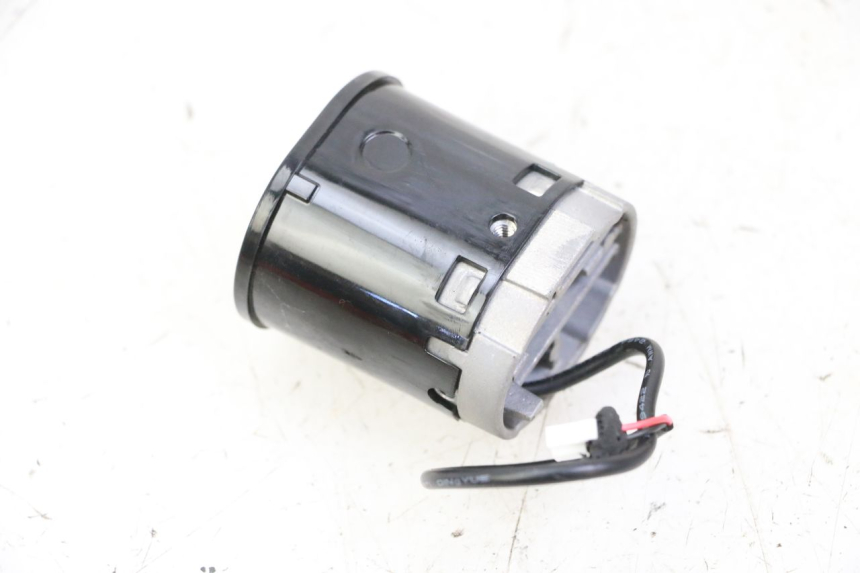 photo de PILOT LIGHT SEGWAY NINEBOT ZT3 PRO 1 - Technical close-up