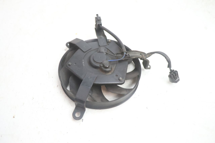 photo de FAN SUZUKI BURGMAN EXECUTIVE ABS 650 (2006 - 2012) - Alternative perspective