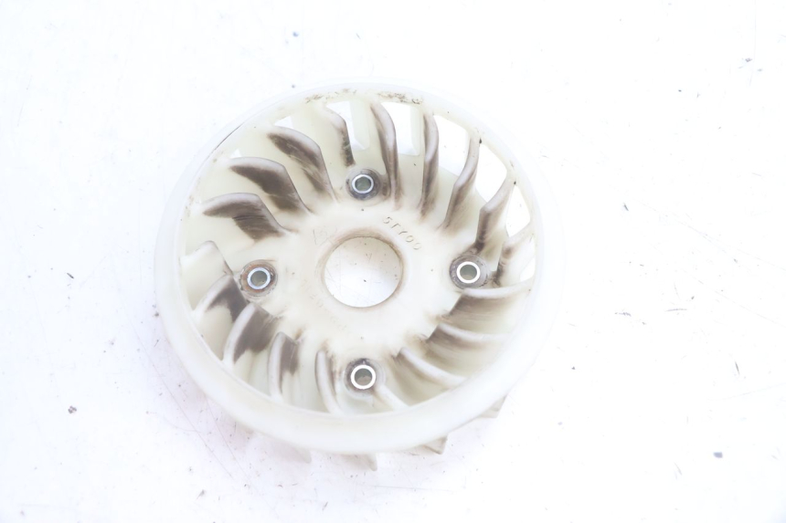 photo de FAN YAMAHA BW'S BWS 125 (2010 - 2013) - Main view