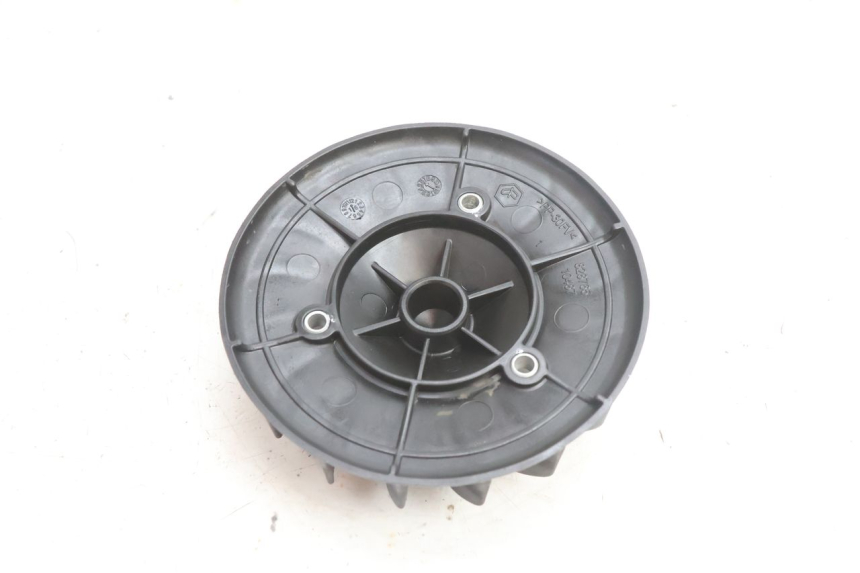 photo de FAN PIAGGIO FLY 2T 50 (2004 - 2017) - Zoom on usage condition
