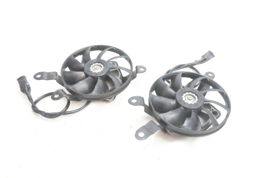 photo de FAN YAMAHA FZ8 800 (2010 - 2016) - Main view