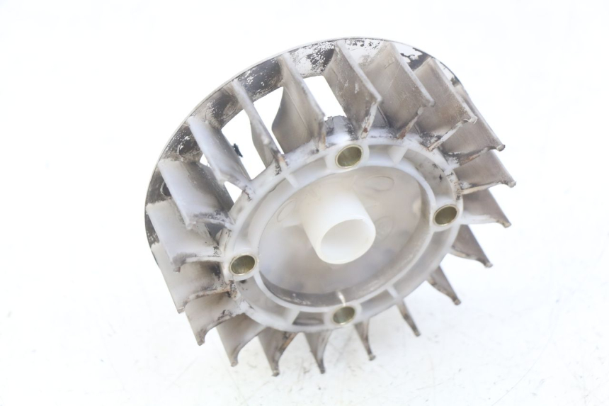 photo de FAN PEUGEOT KISBEE 4T 50 (2018 - 2022) - Zoom on usage condition