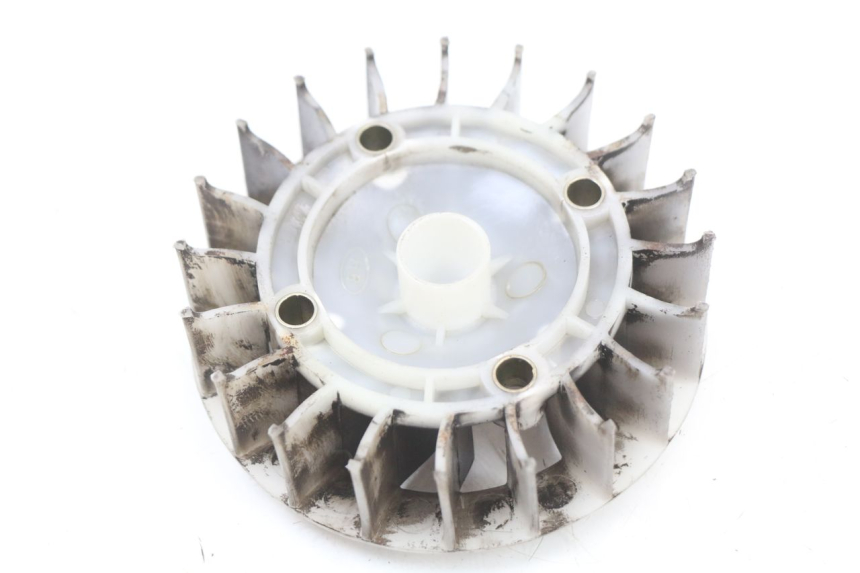 photo de FAN PEUGEOT KISBEE 4T 50 (2018 - 2022) - Zoom on usage condition