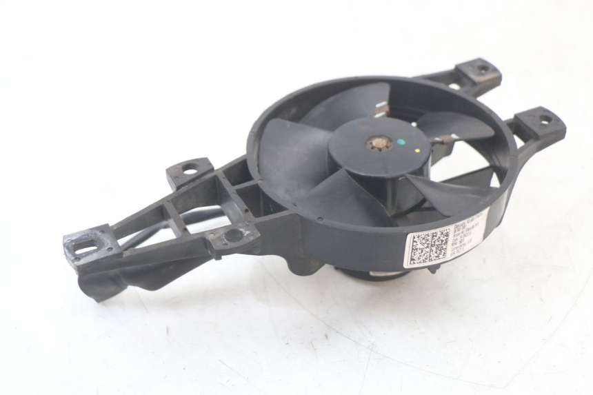 photo de FAN PIAGGIO MP3 HPE 350 (2018 - 2020) - Zoom on usage condition