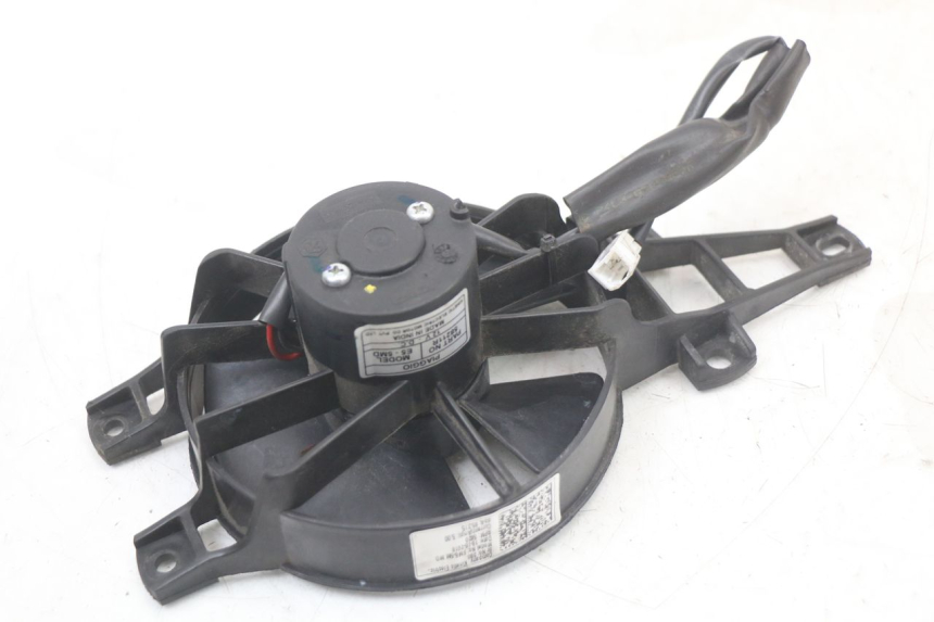 photo de FAN PIAGGIO MP3 HPE 350 (2018 - 2020) - Technical close-up