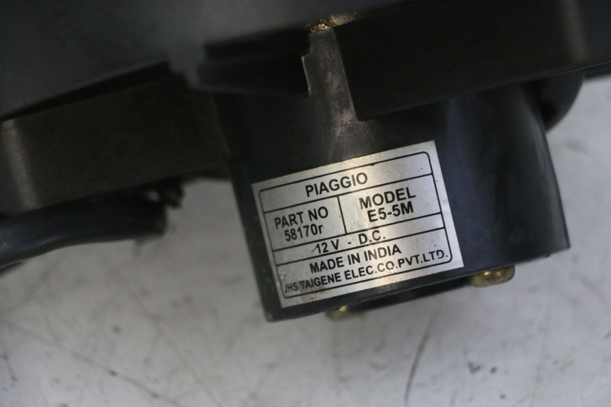 photo de FAN GILERA NEXUS 125 (2009 - 2013) - Alternative perspective