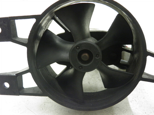 photo de FAN PIAGGIO X9 250 (2000 - 2002) - Alternative perspective