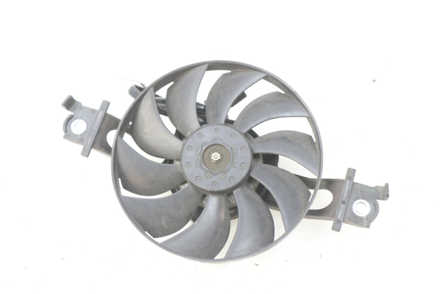 photo de FAN SUZUKI SIXTEEN 125 (2008 - 2010) - Main view