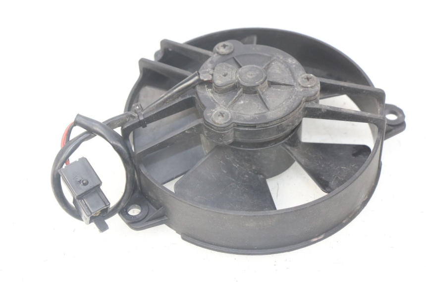 photo de FAN APRILIA SRV 850 (2012 - 2017) - Alternative perspective