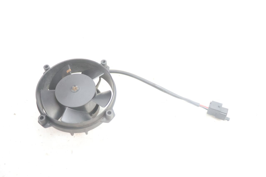 photo de FAN YAMAHA XMAX X-MAX 125 (2006 - 2009) - Main view