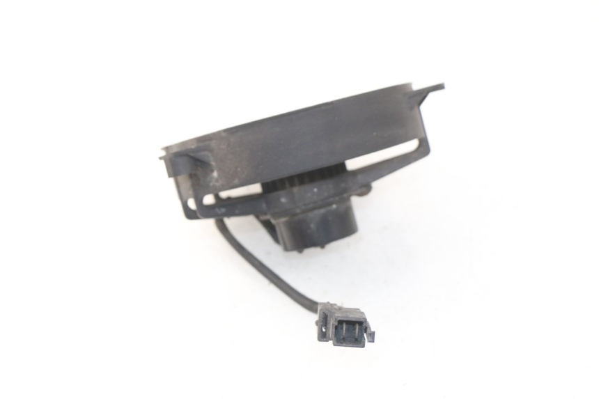 photo de FAN YAMAHA YP MAJESTY 125 (2002 - 2006) - Component detail