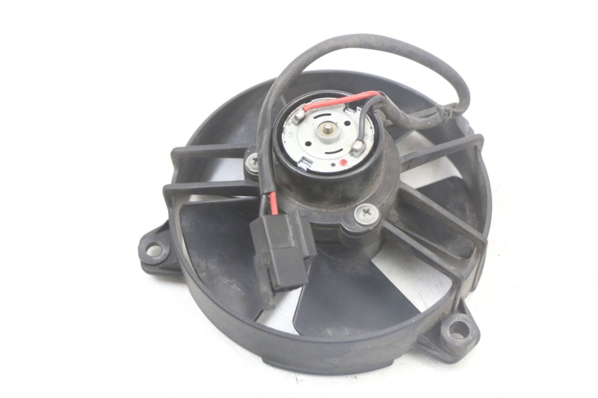 photo de FAN YAMAHA YP MAJESTY 125 (2002 - 2006) - Zoom on usage condition