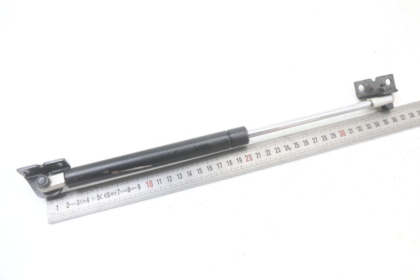 photo de Trunk strut KYMCO DINK STREET ABS 125 (2011 - 2018) - Technical close-up