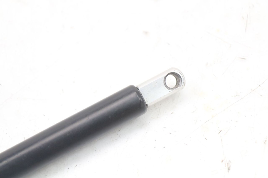 photo de TRUNK STRUT KYMCO X-TOWN XTOWN 125 (2016 - 2021) - Alternative perspective