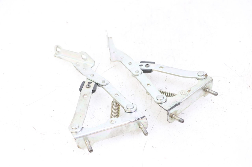 photo de UNDERSEAT ROD SHOCK PIAGGIO MP3 125 (2006 - 2014) - Zoom on usage condition