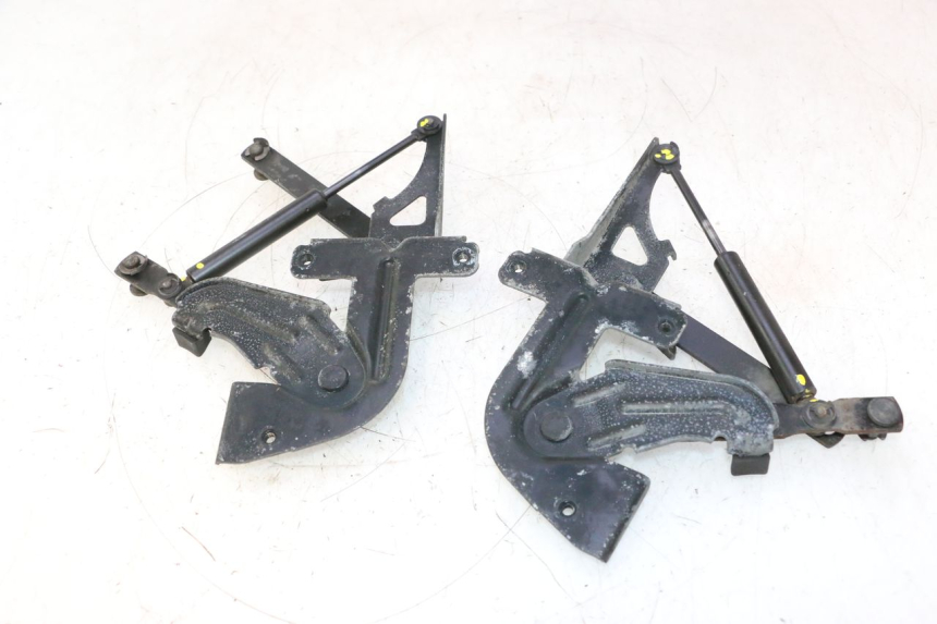 photo de UNDERSEAT ROD SHOCK PEUGEOT SATELIS 125 (2006 - 2009) - Main view
