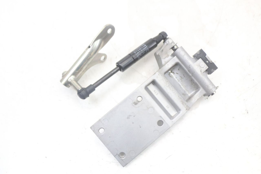 photo de TRUNK STRUT YAMAHA XMAX X-MAX ABS 125 (2017 - 2020) - Component detail