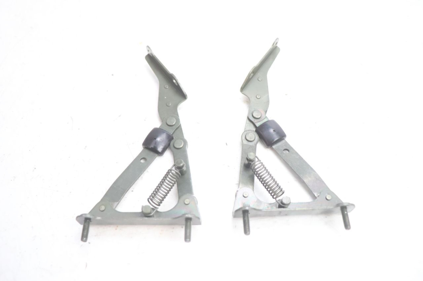 photo de UNDERSEAT ROD SHOCK PIAGGIO X8 STREET 125 (2006 - 2007) - Zoom on usage condition