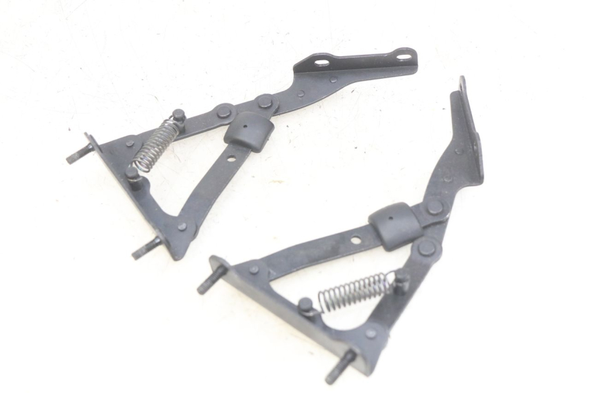 photo de TRUNK STRUT PIAGGIO XEVO - X EVO 125 (2007 - 2017) - Main view