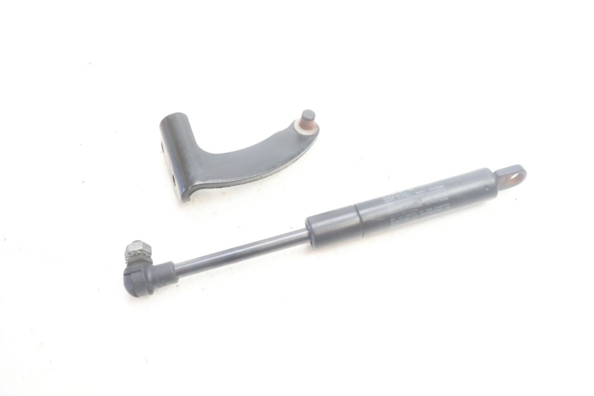 photo de SEAT ROD SHOCK  PIAGGIO MP3 500 (2016 - 2018) - Main view