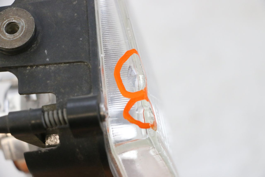 photo de HEADLIGHT GLASS CAGIVA SUPER CITY 125 (1992 - 1997) - Alternative perspective