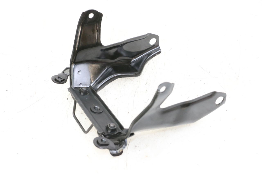 photo de SEAT LOCK HUSQVARNA SVARTPILEN 401 (2018 - 2023) - Fixing points details