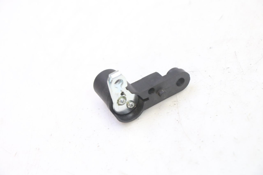photo de SEAT LOCK YAMAHA XMAX X-MAX 125 (2021 - 2025) - Technical close-up