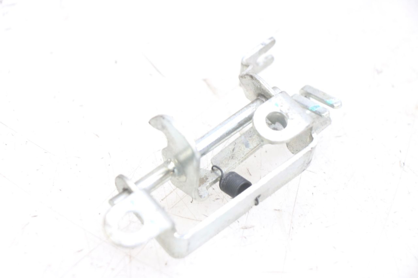 photo de LOCKING MECHANISM COVER HONDA PCX (JF47) 125 (2012 - 2013) - Main view