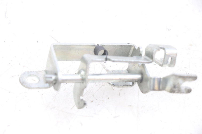 photo de LOCKING MECHANISM COVER HONDA PCX (JF47) 125 (2012 - 2013) - Component detail