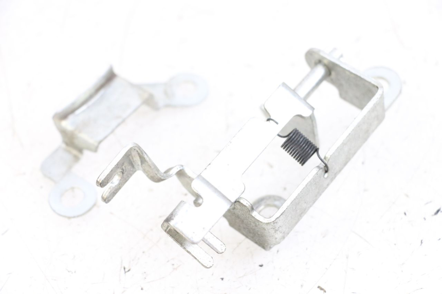 photo de LOCKING MECHANISM COVER HONDA PCX (JF47) 125 (2012 - 2013) - Main view