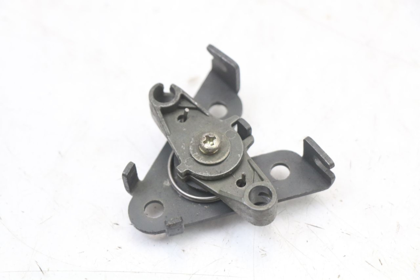 photo de DOOR LOCK PEUGEOT DJANGO 125 (2014 - 2017) - Zoom on usage condition