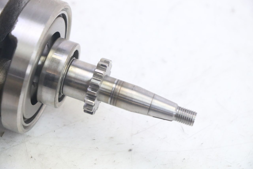 photo de CRANKSHAFT KYMCO AGILITY 16+ 4T 50 (2018 - 2023) - Technical close-up