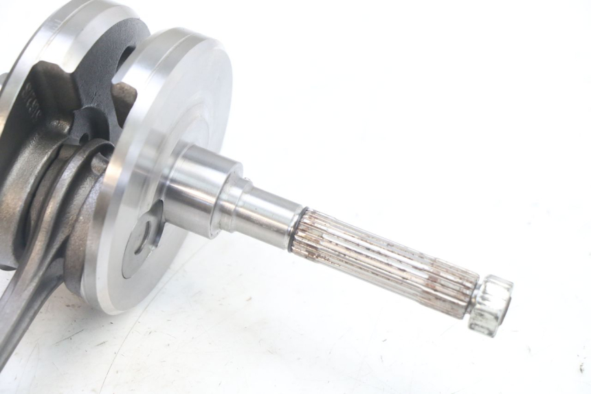 photo de CRANKSHAFT APRILIA ATLANTIC 125 (2003 - 2009) - Alternative perspective