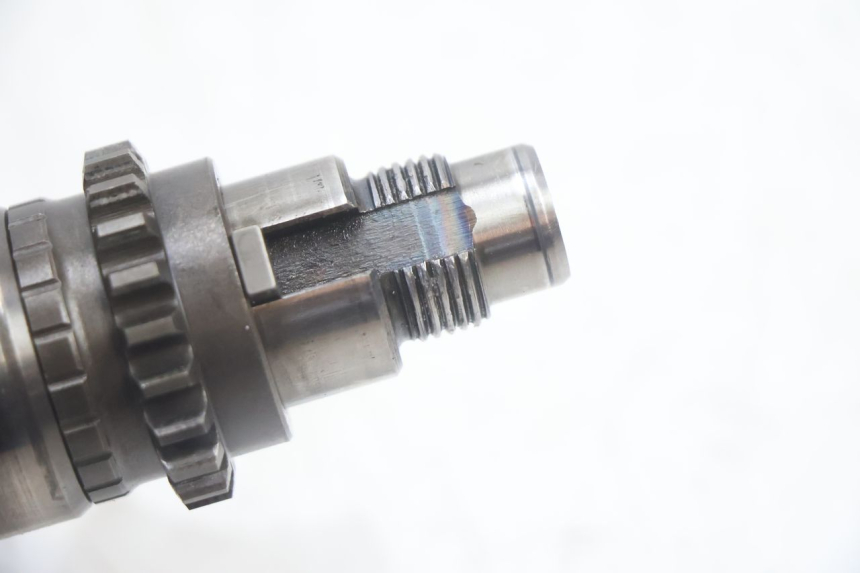 photo de CRANKSHAFT SUZUKI DR S 600 (1985 - 1989) - Surface and material condition