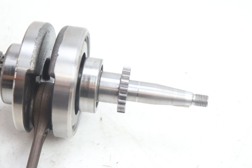 photo de CRANKSHAFT JM MOTORS EVOLIS 4T 50 (2018 - 2022) - Alternative perspective