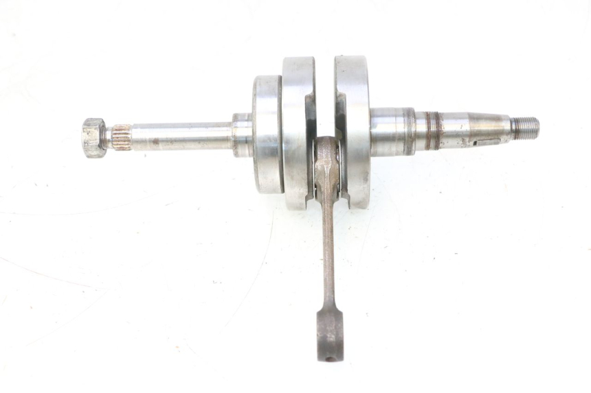 photo de CRANKSHAFT HONDA FES PANTHEON 2T 125 (1998 - 2002) - Surface and material condition