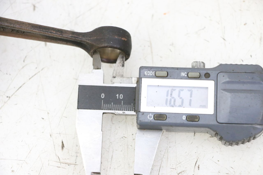 photo de CRANKSHAFT PIAGGIO FLY 2T 50 (2004 - 2017) - Component detail