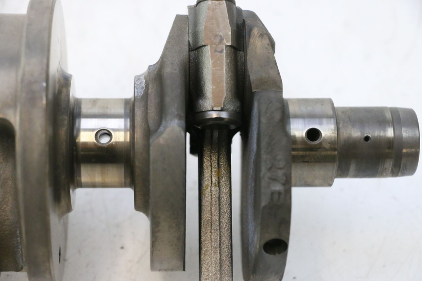 photo de CRANKSHAFT SUZUKI GSF N BANDIT 1200 (2001 - 2005) - Focus on structure