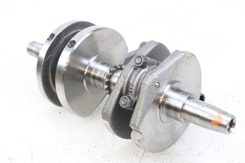 photo de CRANKSHAFT SUZUKI GSX E 250 (1982 - 1983) - Fixing points details