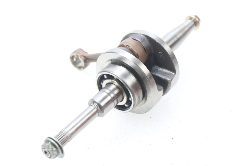 photo de CRANKSHAFT PEUGEOT KISBEE 2T 50 (2018 - 2022) - Fixing points details