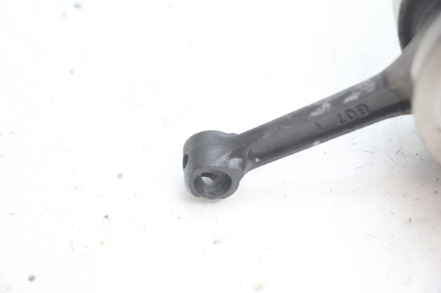 photo de CRANKSHAFT PEUGEOT KISBEE 4T 50 (2010 - 2017) - Technical close-up