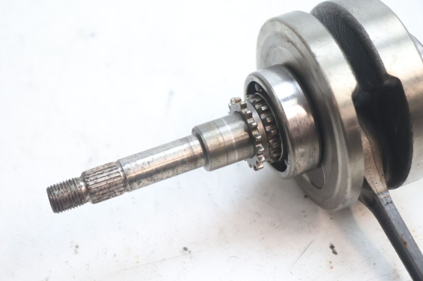 photo de CRANKSHAFT PEUGEOT KISBEE 4T 50 (2018 - 2022) - Component detail