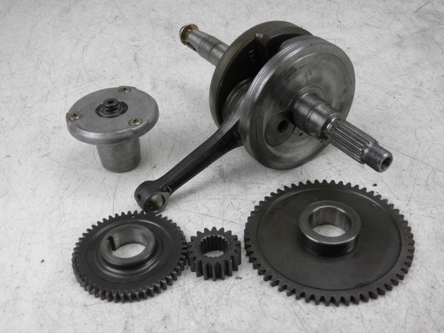 photo de CRANKSHAFT KYMCO QUANNON 125 (2007 - 2014) - Additional view of the item